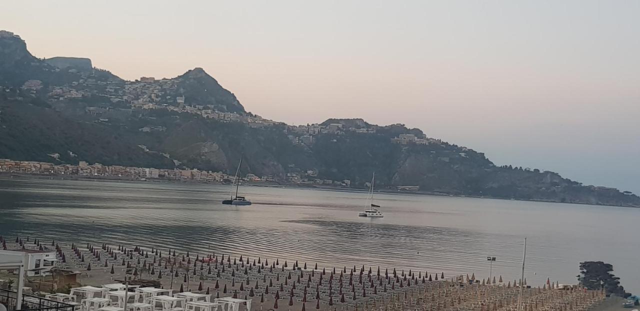 B&B La Costa Di Naxos Giardini Naxos Dış mekan fotoğraf
